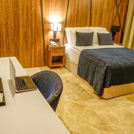 Extenso Hotel 4*