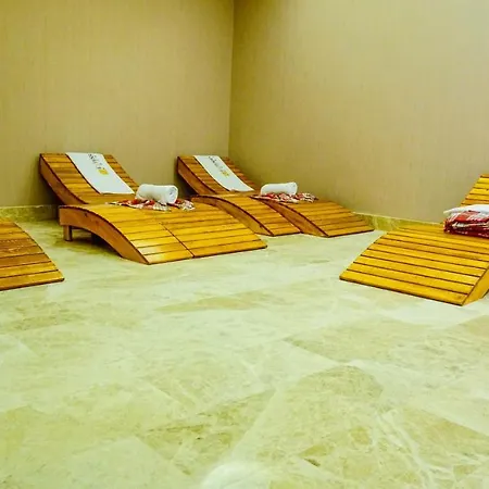 Отель Extenso 4*